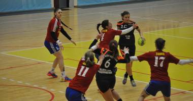 Liga Națională de handbal feminin, etapa a 15-a. CSU Neptun, trei puncte uriașe. Andreea Enescu, omul meciului cu Mureșul / Galerie foto - 3