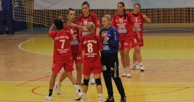 Stire din Sport : CSU Neptun s-a întors din cantonament și va reîncepe pregătirile pe 4 ianuarie
