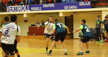 Handbal: HC Farul a învins LPS-ul Piatra Neamț, scor 37-20 - 5