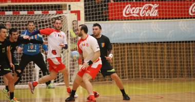 Stire din Sport : Handbal masculin / HCM a pierdut ultimul meci din tur, în fața lui Dinamo / Galerie foto