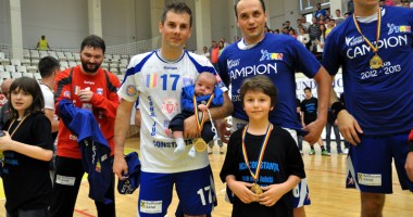 HCM Constanța a primit Trofeul Ligii Naționale după victoria cu Timișoara - 6