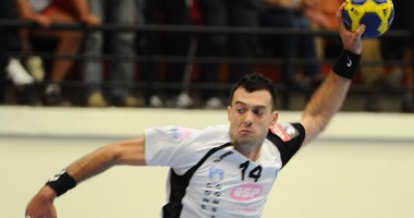 Stire din Sport : Pariu: câte goluri va înscrie HCM în poarta Ploieștiului?