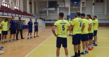 Stire din Sport : Handbaliștii de la HCDS și-au anulat plecarea în Macedonia