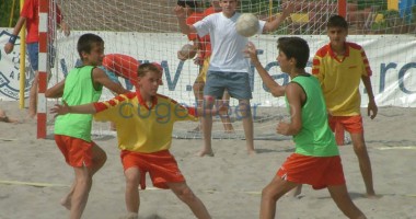 Stire din Sport : 200 de copii vor participa la "Festivalul Județean de Beach Handball" în Mamaia