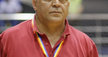 Stire din Sport : Handbal / Antrenorul CSM București, Vasile Stângă, despre meciul cu HCM și pronosticul acestuia pentru Liga Campionilor