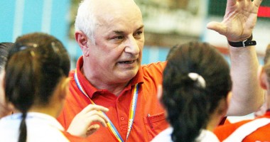 Stire din Sport : Gheorghe Tadici a exclus două jucătoare din lotul pentru Euro 2012