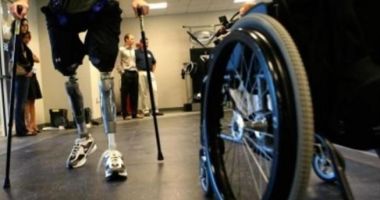 Persoanele cu dizabilități grave scutite de la plata unor taxe