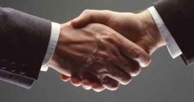 Stire din Economie : Ce vor patronii și sindicatele de la guvern?