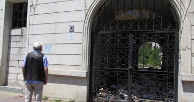Stire din Social : Hanul Balcan: din monument istoric, focar de infecție!