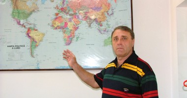 Stire din Economie : Exportăm în flotele străine "lupi de mare", "vânători de salarii" și "indezirabili"