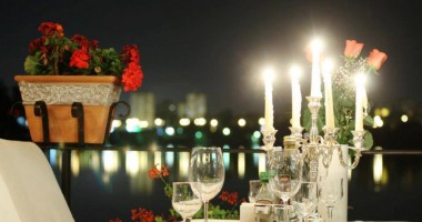 Stire din Diverse : Atmosfera anilor ’80-’90, readusă la Restaurant "Harlequin"