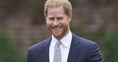 Stire din Actualitate : Prinţul Harry îl acuză pe fratele său, William, că l-a trântit la podea în timpul unei dispute