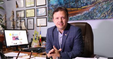 Stire din Politică-Administrație : Primarul oraşului Hârşova, Viorel Ionescu, reia întâlnirile cu cetăţenii