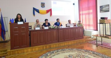 Stire din Politică-Administrație : Școala Veche "Vasile Cotovu" din Hârșova,  transformată în muzeu cu bani europeni
