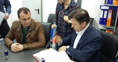 Stire din Politică-Administrație : Primarul Viorel Ionescu: "Stadionul  va fi modernizat"