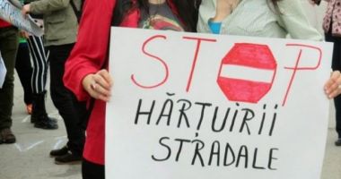 Stire din Social : Amenzi până la 10.000 de lei pentru hărțuirea psihologică și stradală - proiect de lege adoptat de Camera Deputaților
