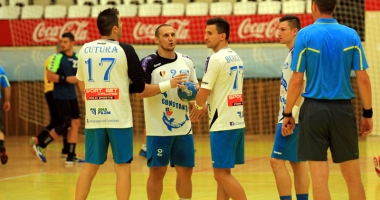 Stire din Sport : Stănescu: "E mai bine că jucăm primul meci cu CSM București"