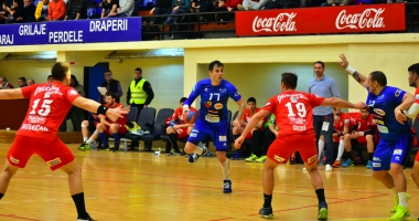 Stire din Sport : HC Dobrogea Sud nu se regăsește. Înfrângere pe terenul lui Dinamo
