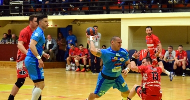 Stire din Sport : HC Dobrogea Sud împinge duelul cu Dinamo în decisiv