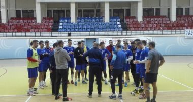 Stire din Sport : HC Dobrogea Sud a intrat în vacanță.  "Jocul nostru trebuie să crească"