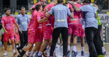 Stire din Sport : HC Dobrogea Sud, favorită la locul doi, după victoria cu Steaua Bucureşti