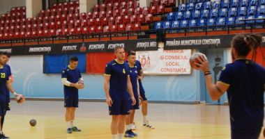 Stire din Sport : Pregătire în format restrâns! HC Dobrogea Sud are 12 jucători la loturile naționale