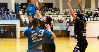 Stire din Sport : Mega-duel HCDS - Minaur Baia Mare, deseară, la Sala Sporturilor