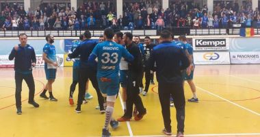 Stire din Sport : HC Dobrogea Sud, favorită în meciul de la Făgăraș. Constănțenii merg la victorie