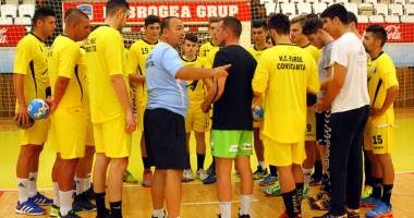 Stire din Sport : HC Farul își măsoară forțele cu CSM 2 București