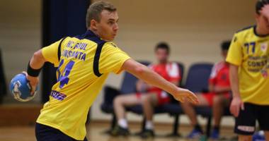 Stire din Sport : HC Farul a pierdut meciul cu CSM București