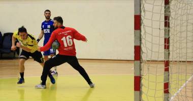 GALERIE FOTO / Handbal: HC Farul, victorie cu Poli Unistil Iași, scor 29-24 - 10