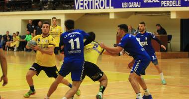 GALERIE FOTO / Handbal: HC Farul, victorie cu Poli Unistil Iași, scor 29-24 - 7