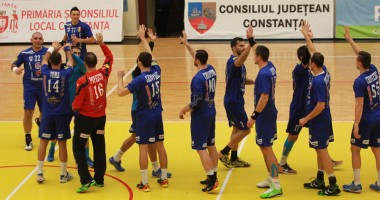Stire din Sport : HCM Constanța, singura echipă cu victorii pe linie