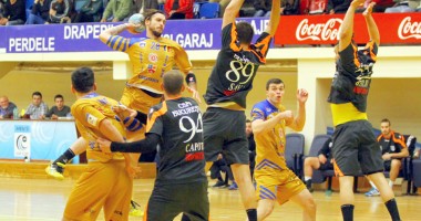 Stire din Sport : HCM Constanța a încheiat fără înfrângere sezonul regulat / Galerie foto