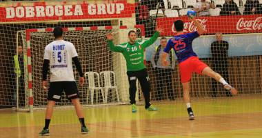 Galerie foto. HCM Constanța și-a făcut încălzirea cu Steaua pentru meciul cu Granollers - 5