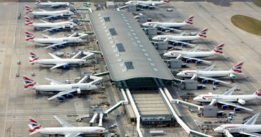 Stire din Actualitate : ATACUL DRONELOR, episodul 2, la Londra. Zborurile au fost suspendate o oră pe Heathrow