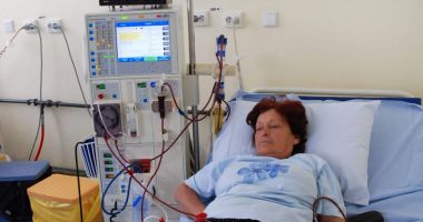 Stire din Sănătate : Hemodializa, procedura care ajută bolnavii să se bucure de viață