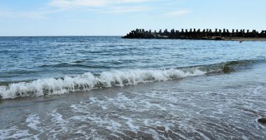 MAREA, EXTREM DE AGITATĂ! Căutările celor două persoane dispărute în mare, puse pe pauză!