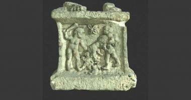 Stire din Cultură-Educație : Hercules, înfățișat pe un basorelief din secolul III