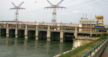 Stire din Economie : Hidroelectrica va rezilia cele mai multe dintre contractele de vânzare directă a energiei