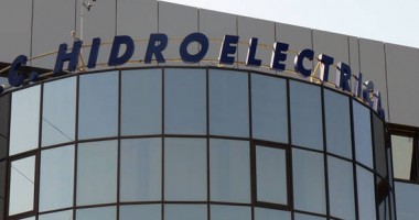 Stire din Economie : Privatizarea Romgaz și Hidroelectrica a fost amânată