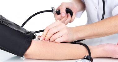 Cum tratăm hipertensiunea arterială