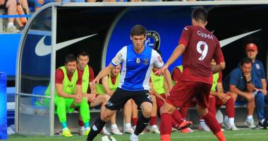 Stire din Sport : Hodorogea și Marin înfruntă, astăzi, Țara Galilor