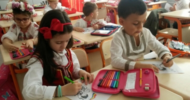 Horă dobrogeană, la Școala Gimnazială nr. 30  "Gheorghe Țițeica" din Constanța - 3