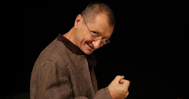 Stire din Cultură-Educație : Horațiu Mălăele deschide stagiunea la Casa de Cultură din Constanța
