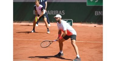 Stire din Sport : Horia Tecău, sfert-finalist în turneul de la Roland Garros