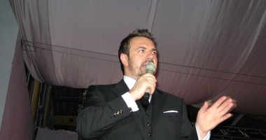 Stire din Monden : Horia Brenciu și-a botezat fetița