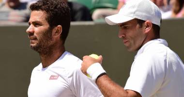 Stire din Sport : Horia Tecău și Jean Julien Rojer, la un pas de titlul de la Wimbledon