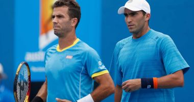 Stire din Sport : Horia Tecău și Jean-Julien Rojer, prima victorie la Turneul Campionilor