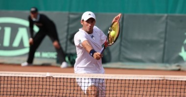 Stire din Sport : Horia Tecău va face pereche cu olandezul Jean Julien Roger, în 2014
